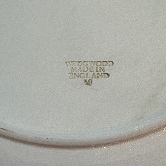 Wedgwood Cream On Blue Jasperware Cake Plate 9.5 Inches vintage - Picture 3 of 5